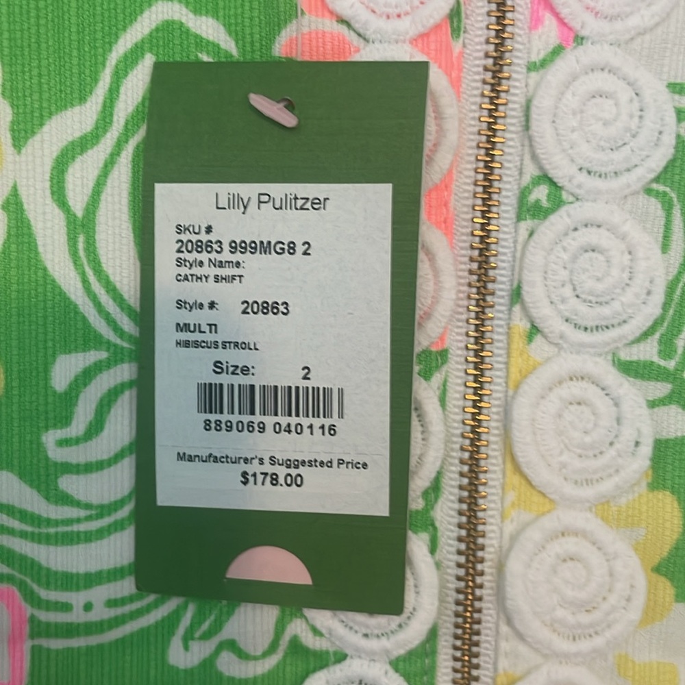 Lilly Pulitzer Cathy shift in hibiscus stroll print. Brand new with tags - Picture 4 of 6